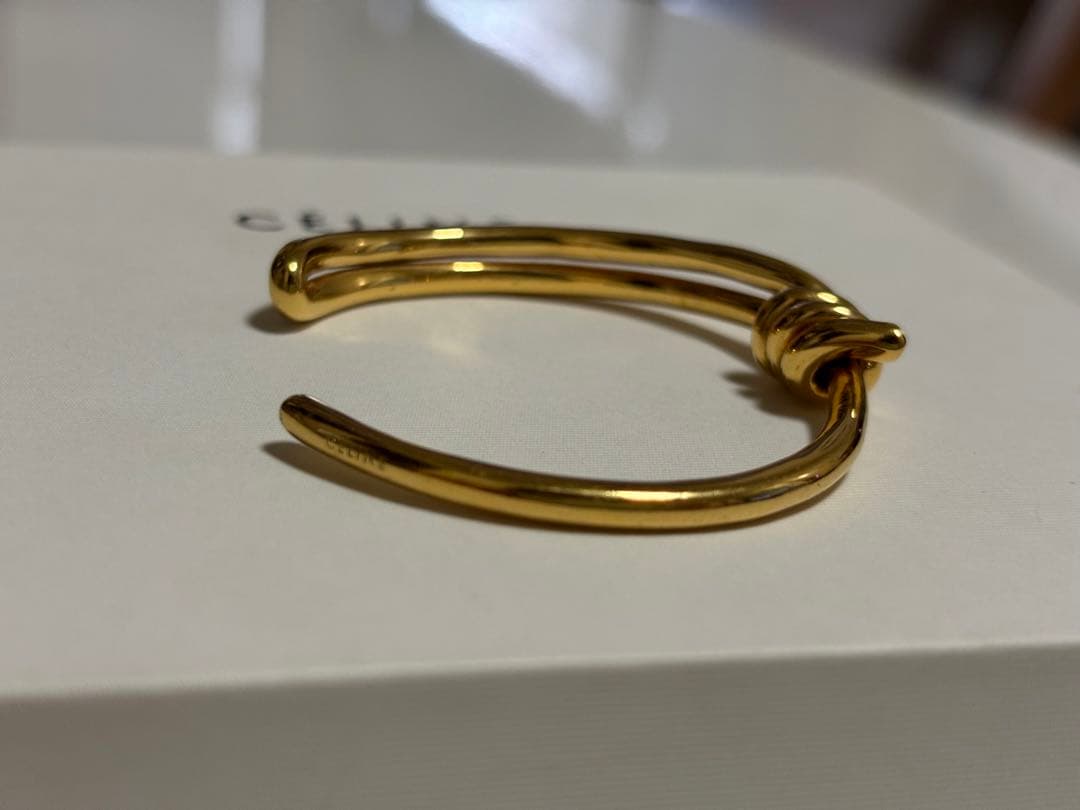 CELINE バーベルエクストラシン ノットバングル