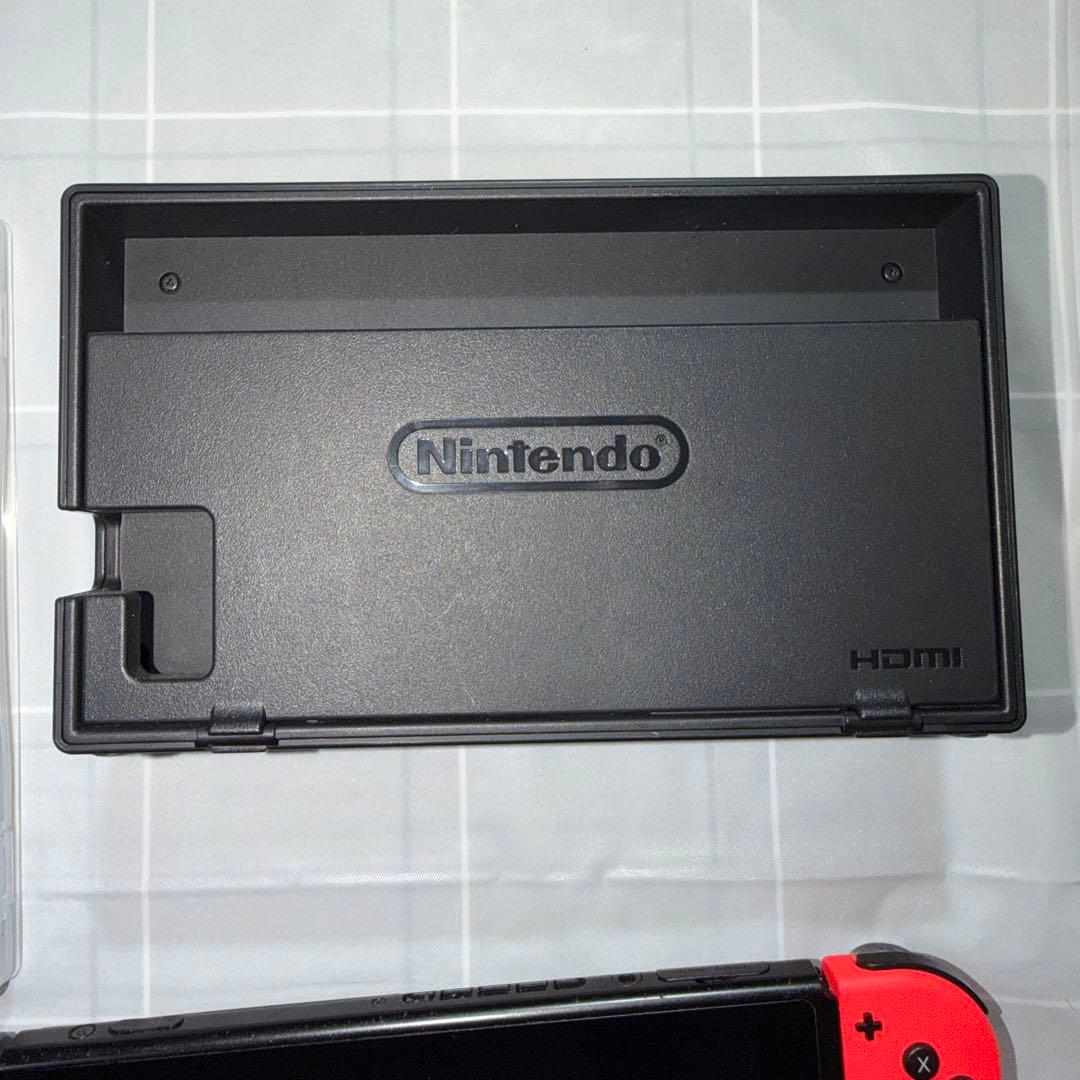 Nintendo Switch グレー/赤 ジョイコン付き　充電器無し