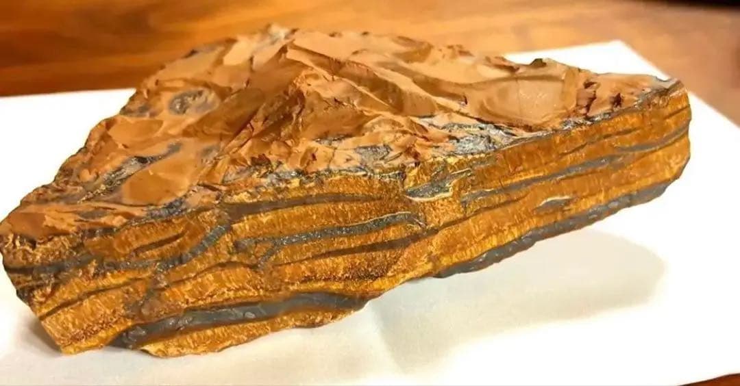 虎目石 タイガーアイ 原石 1.6kg 【完全天然•非加工】