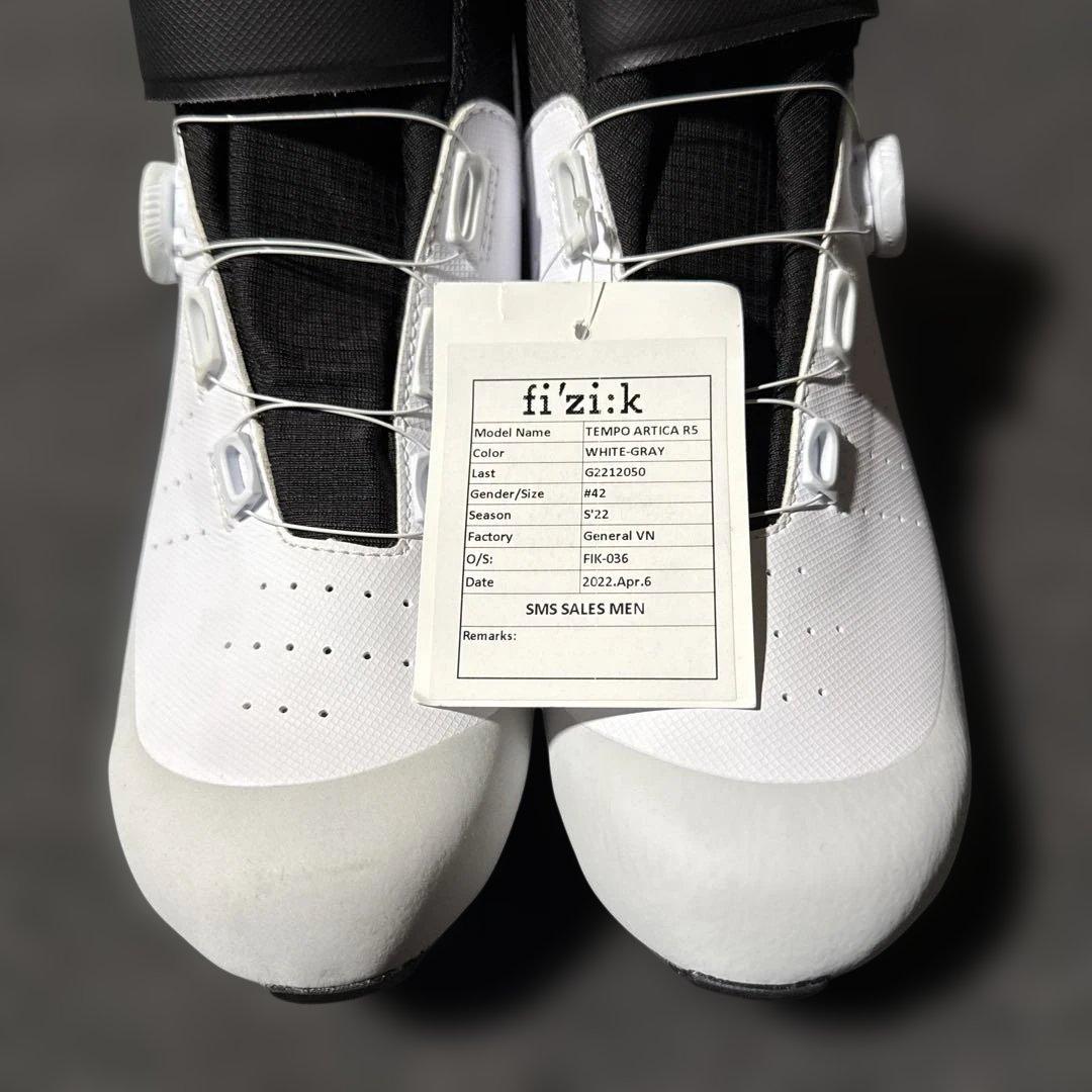［未使用品］ fi'zi:k tempo artica r5 goretex