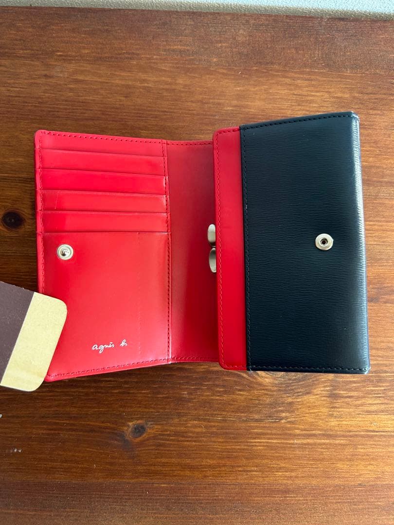 Agnes b. 二つ折り財布 黒/赤 - メルカリ