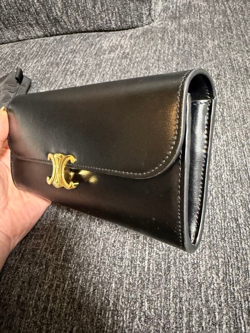 【匿名配送】セリーヌトリンオフ長財布黒レザー