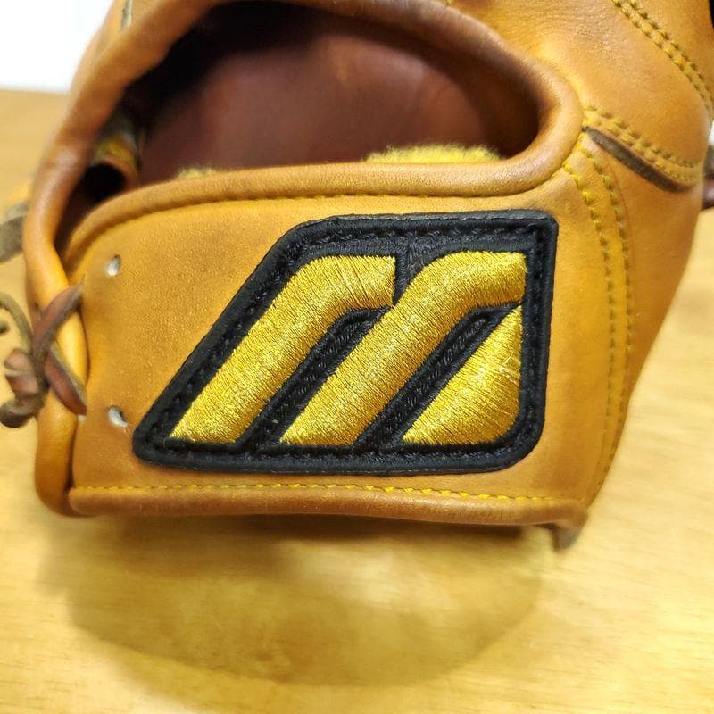 ミズノプロ 小久保モデル スペシャルE 4Dテクノロジー 内野用 硬式