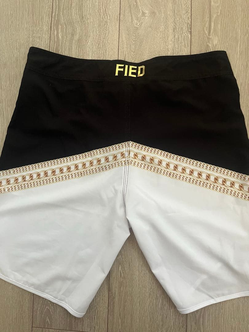 完売品】正月セールFIEDサーフパンツ32インチ フィジーク - メルカリ