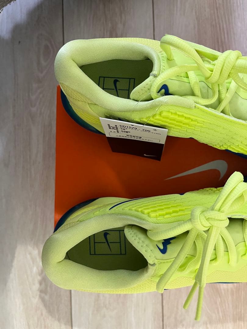 ナイキ テニスシューズ コート ズーム ヴェイパー ケージ 4 ラファ