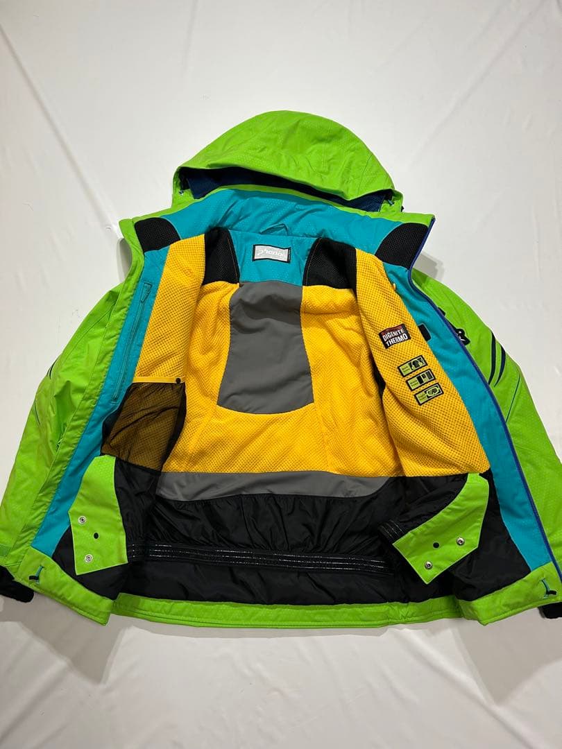 【極美品】phenix フェニックス スキージャケット Mサイズ グリーン