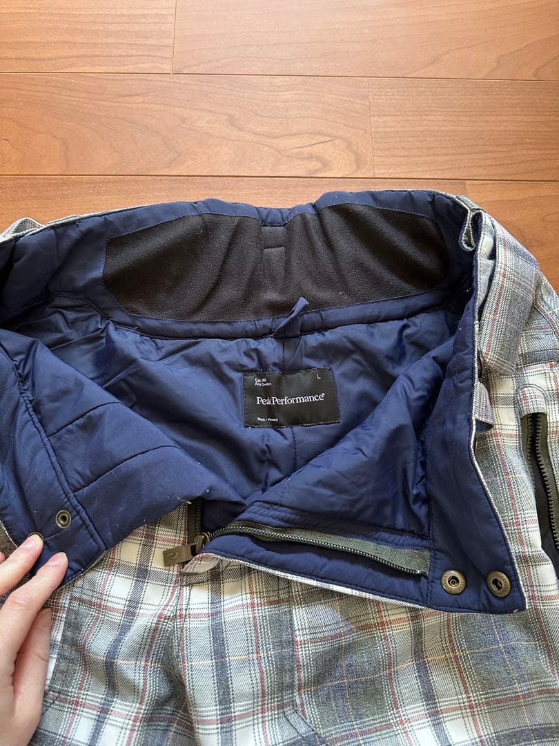 【美品】Peak Performanceスキーウェア上下 Ｌサイズ