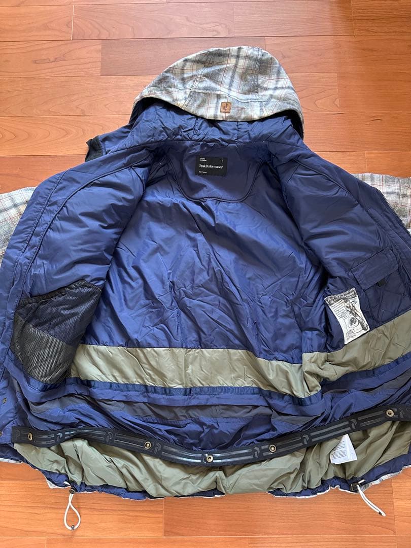 【美品】Peak Performanceスキーウェア上下 Ｌサイズ