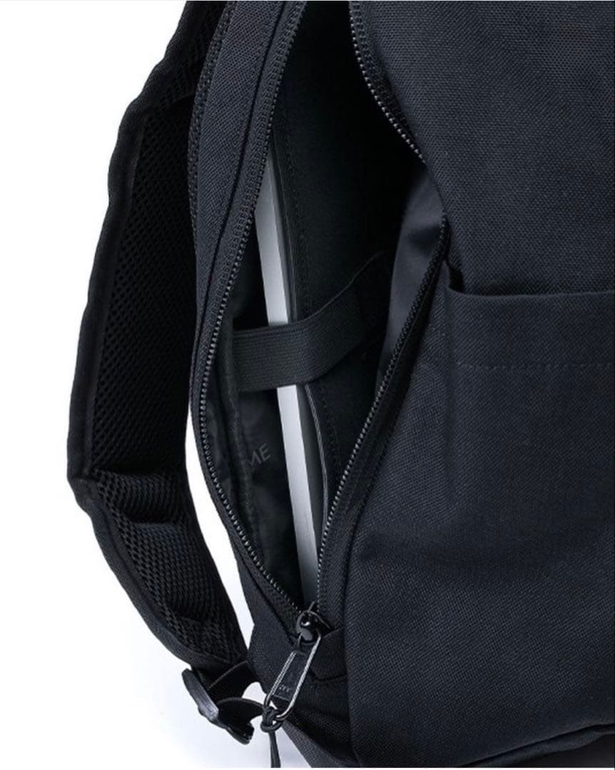 【新品未使用】FORME リュック　東原亜希