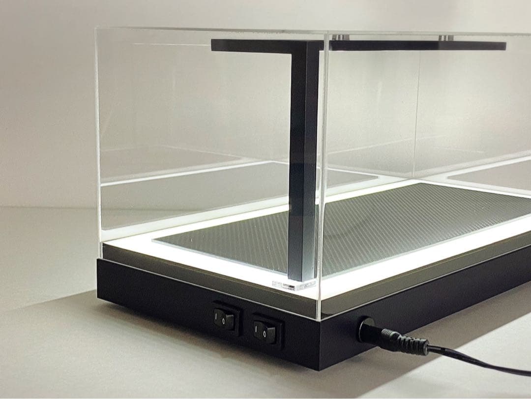 ☆1/18 メルセデス 仕様LED照明付ディスプレイケース 【半艶ブラック