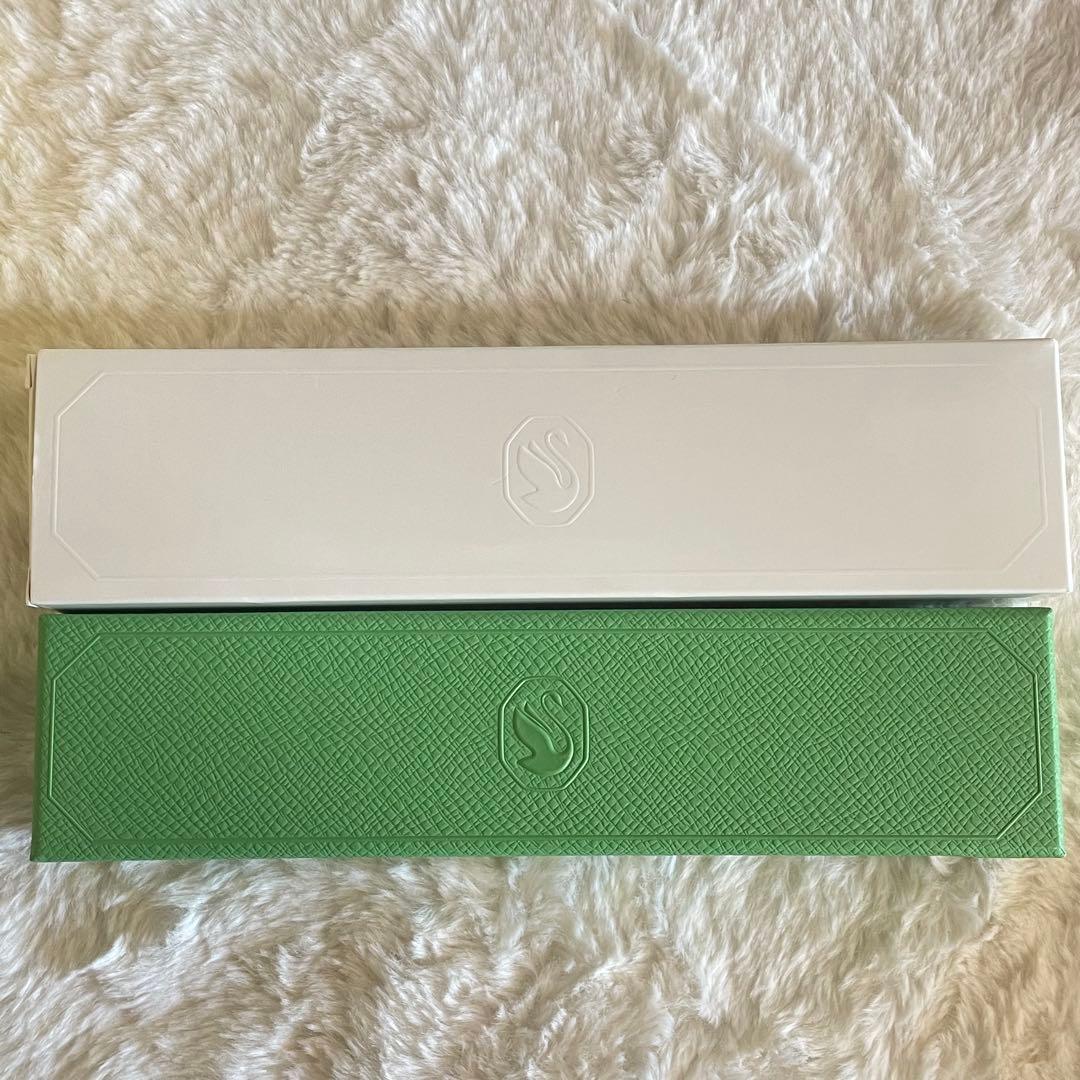 SWAROVSKI matrix ブレスレット ハート