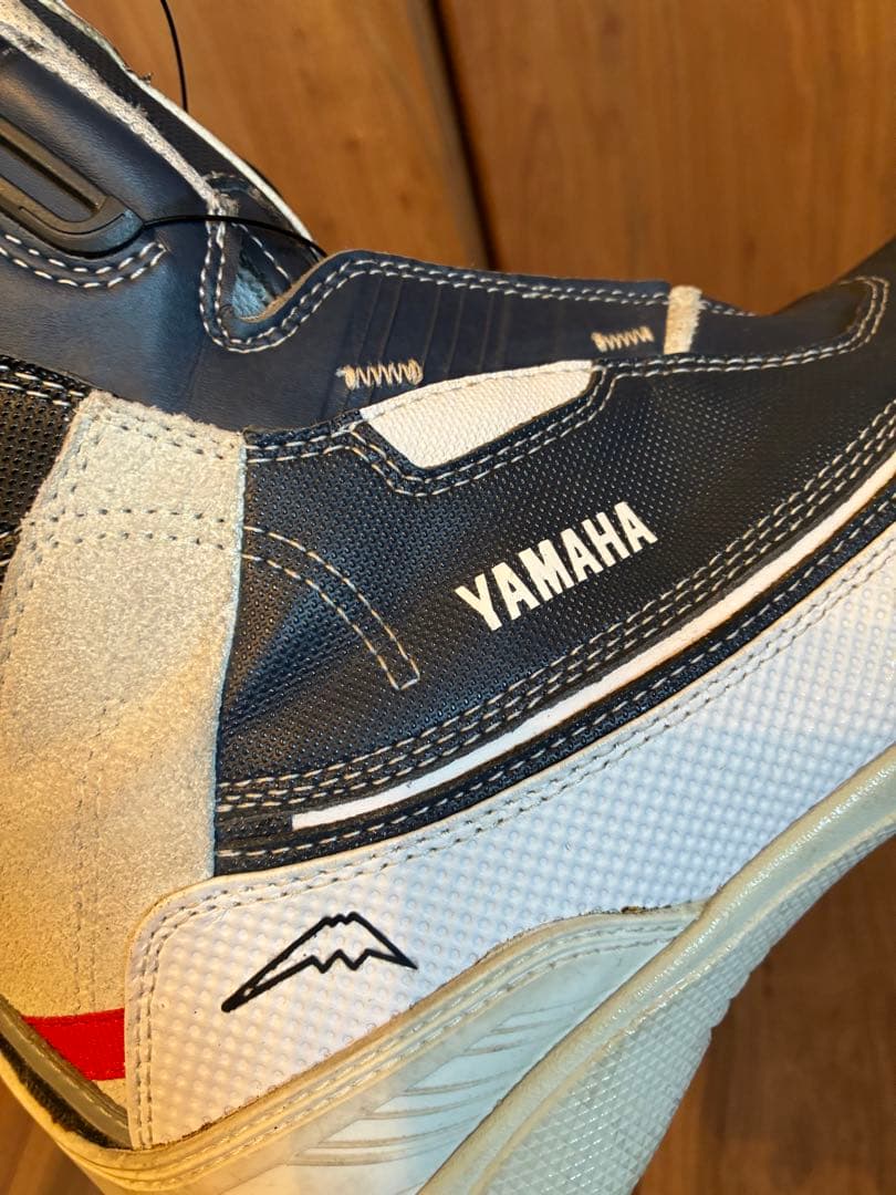 KUSHITANI クシタニ　ヤマハコラボブーツ　27.5