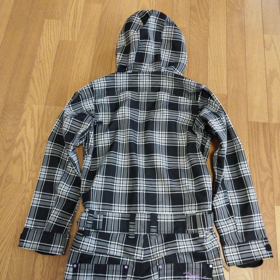 【極美品】xnix　スノボーウェア　S