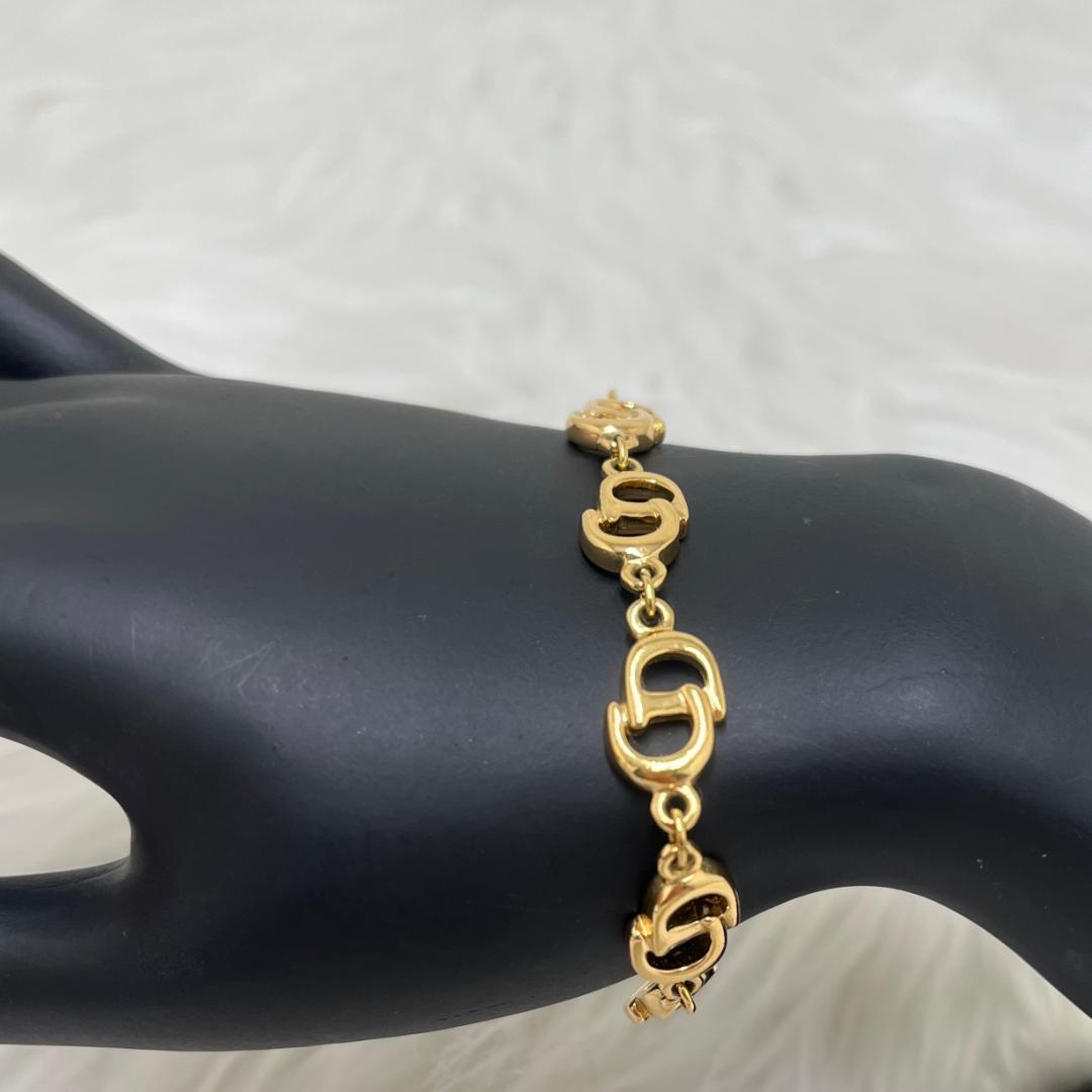 未使用級✨ディオールChristianDior　ゴールドブレスレット人気デザイン