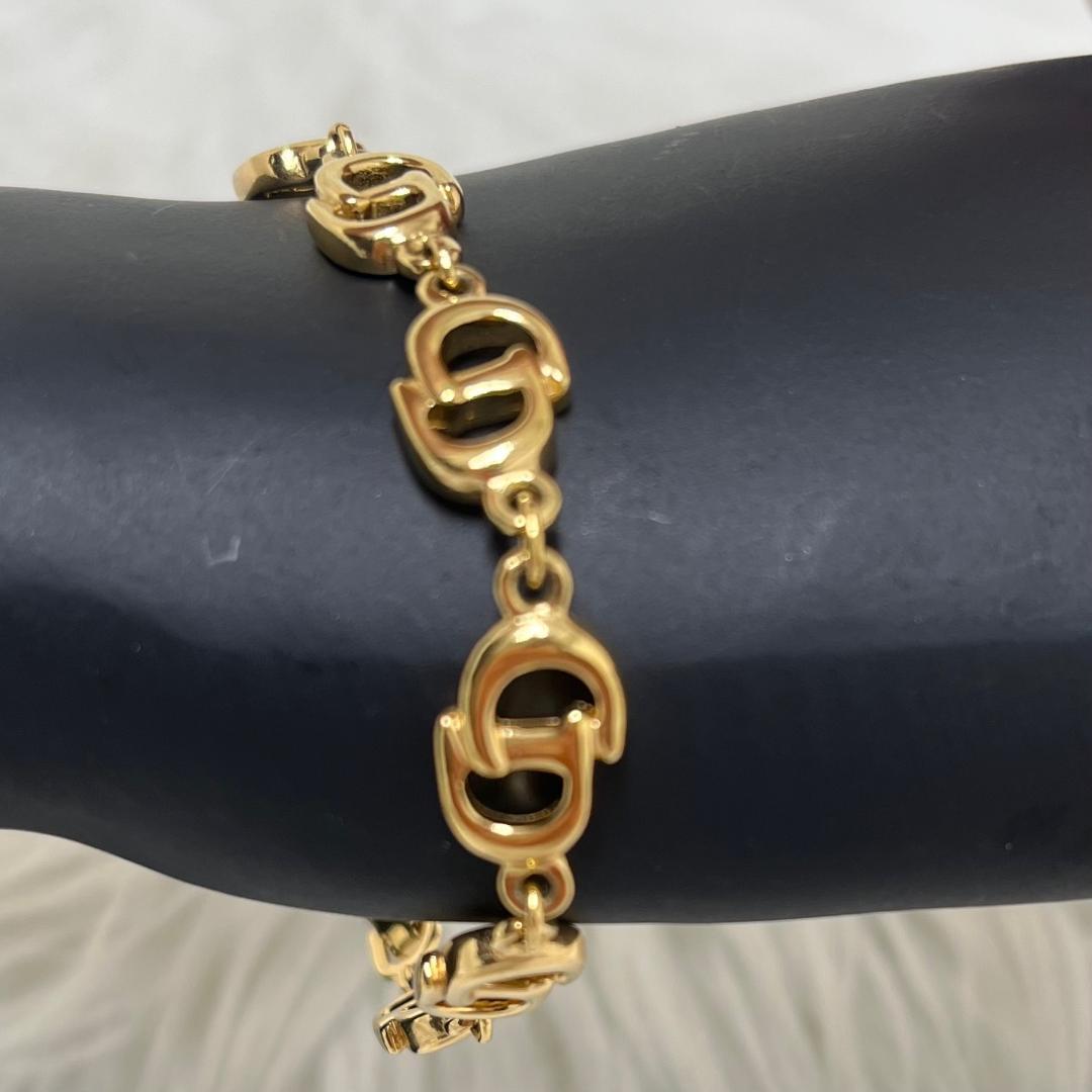 未使用級✨ディオールChristianDior　ゴールドブレスレット人気デザイン