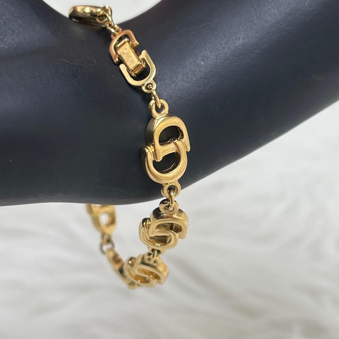 未使用級✨ディオールChristianDior　ゴールドブレスレット人気デザイン