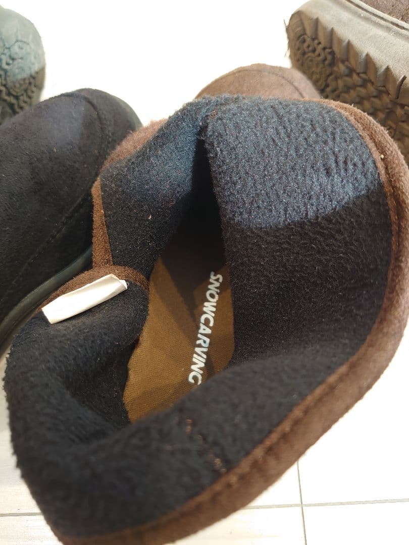 子ども用スキーウェアセット（上、青・下グレーホワイト）スノーブーツ　帽子もセット