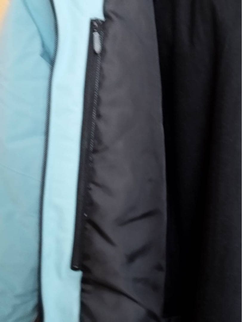 ON-YO-NE 水色 フード付きスキーウェア