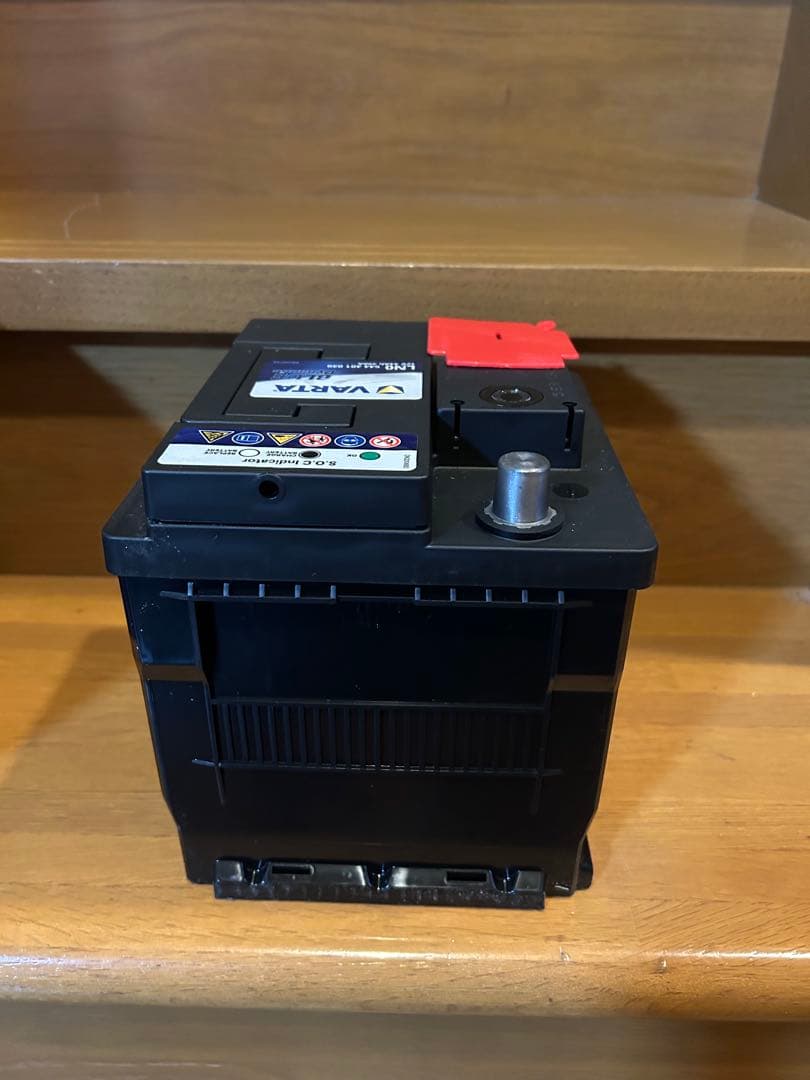 VARTA BLUE Dynamic LN0 12V 44Ah バッテリー