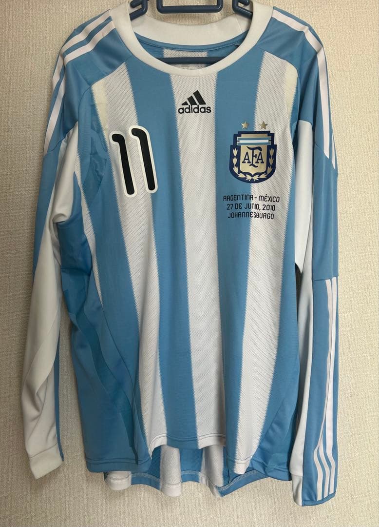 アルゼンチン代表 選手用TECHFIT 2010ワールドカップTEVEZ - メルカリ
