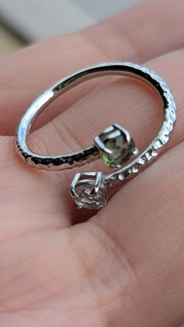 値下げ リングおまけ付き【希少極美】モルダバイトボタンタイプブレスレット