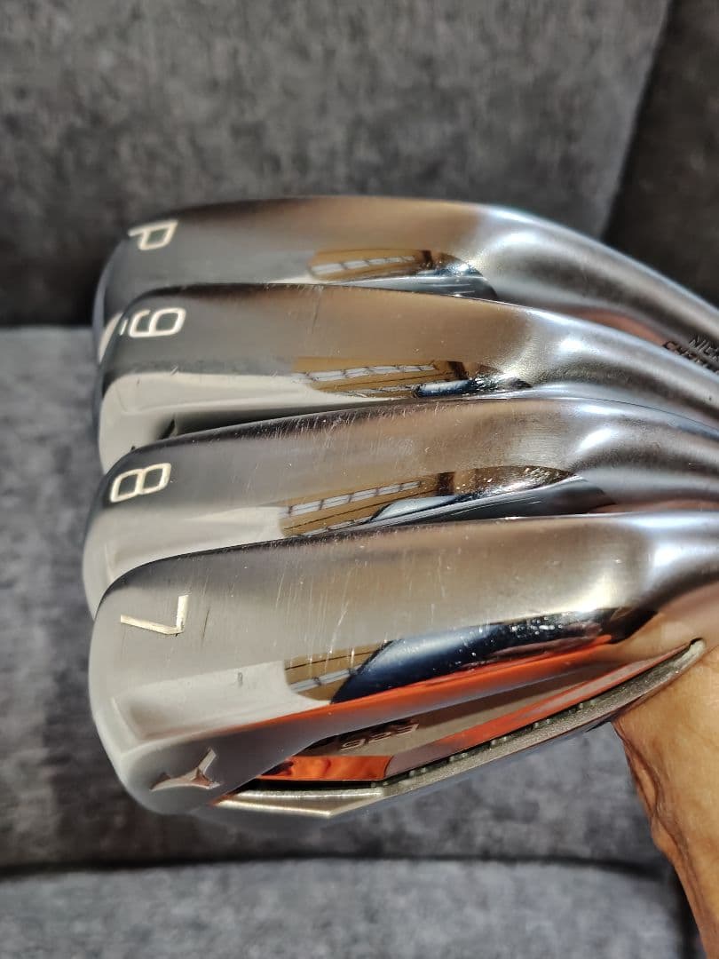 最終値下　ミズノJPX923 HOTL アイアン4本セット7〜P（中古）
