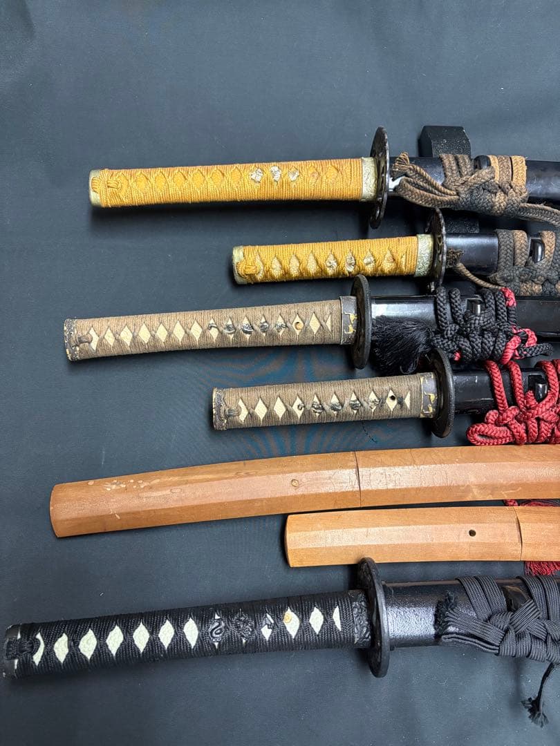 模造刀　日本刀　まとめ　7振り　太刀　脇差　白鞘　刀掛け2個付き