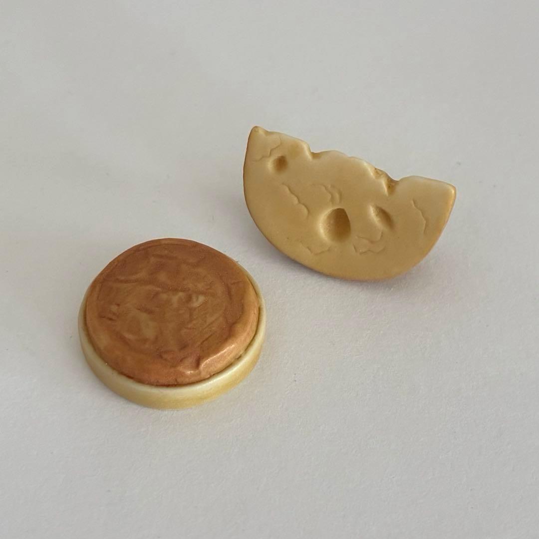 フランスのチーズ　希少　フェーブ　ヴィンテージ　フランス　陶器　ミニチュア　置物