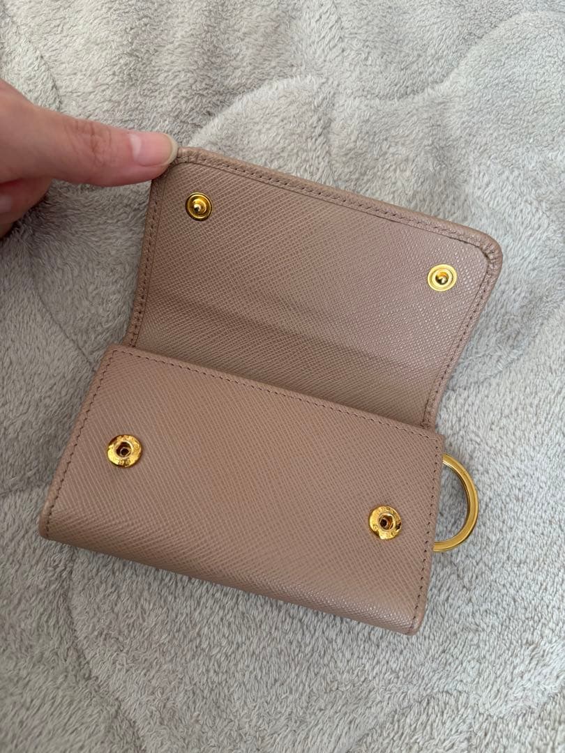 み*！様 PRADA キーケース