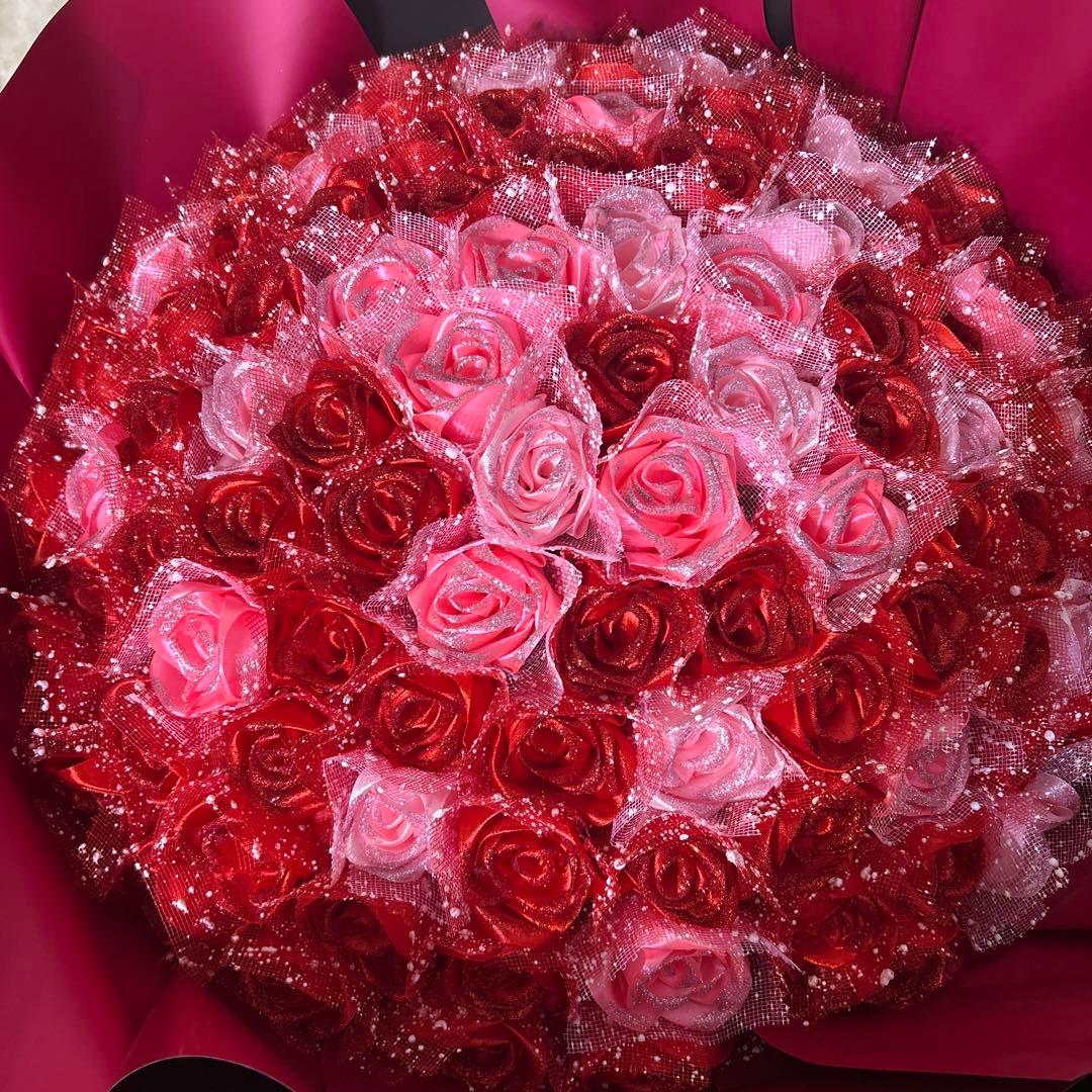 108本赤・ピンクバラブーケ ラメ付き❣️ プレゼント枯れない花永生