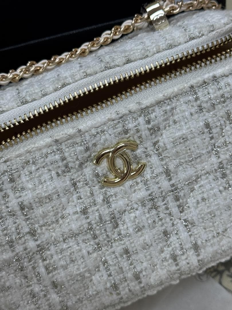 VIP✨非売品 限定 ChaNeL ツイードショルダーバッグBOX付　ホワイト