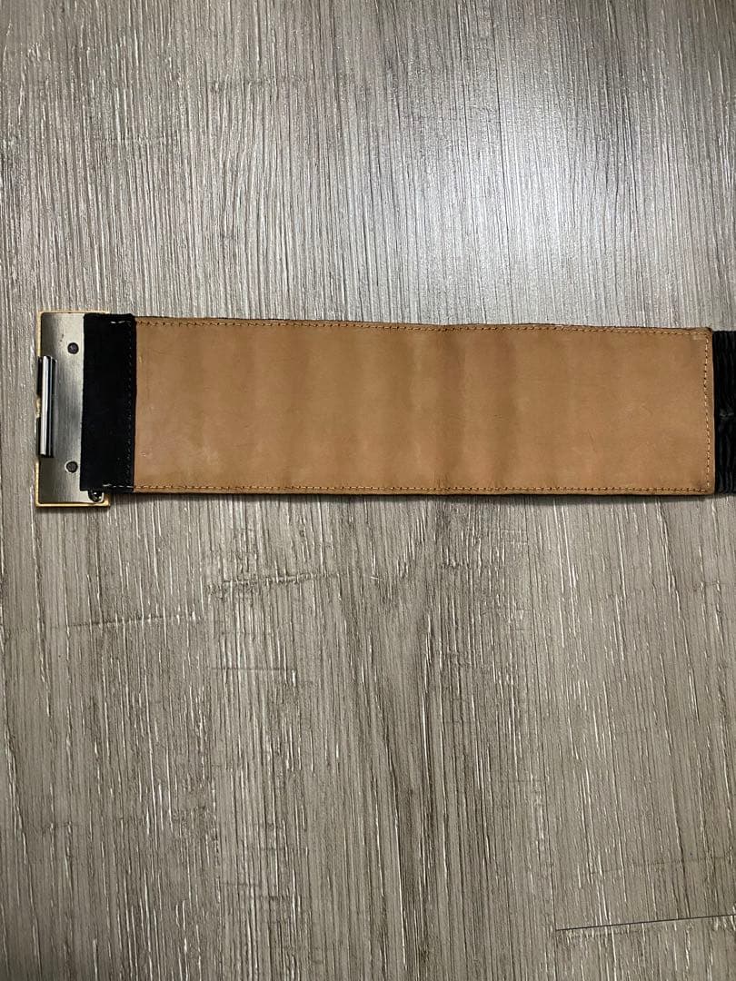 FENDI 幅広ベルト スウェード ウッド 木製 ロゴ レディース