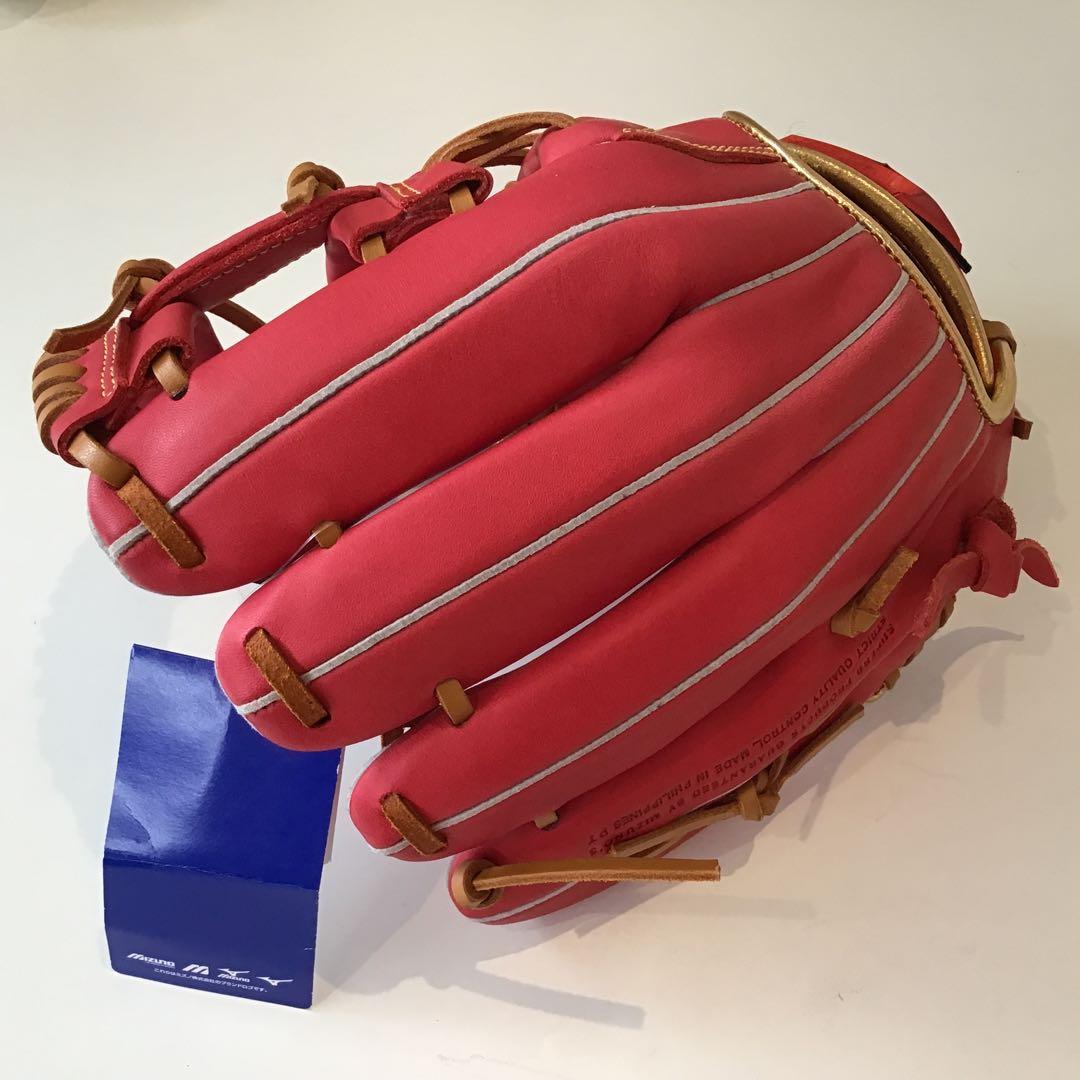 ミズノ　グローブ　軟式用　赤　一般用