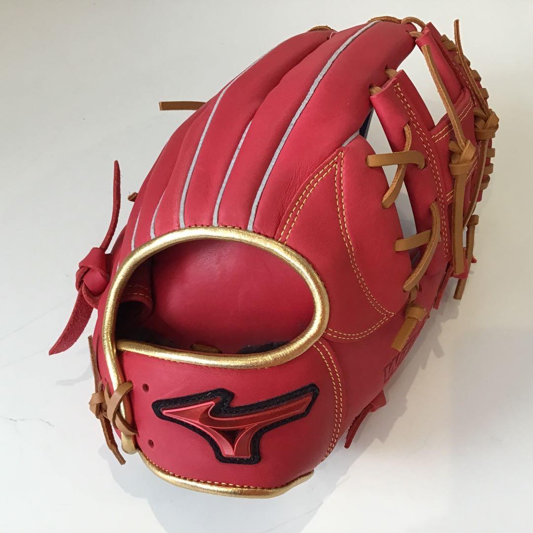 ミズノ　グローブ　軟式用　赤　一般用