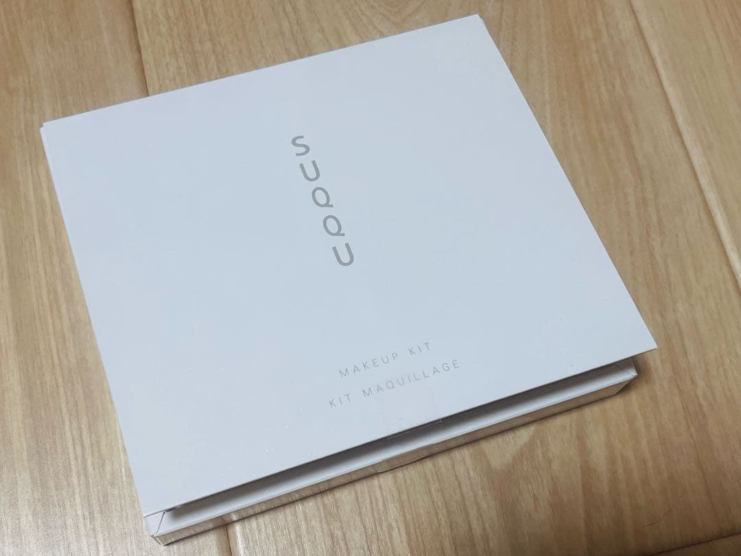 SUQQU ホリデーコレクション2025 メイクアップキット　光飾