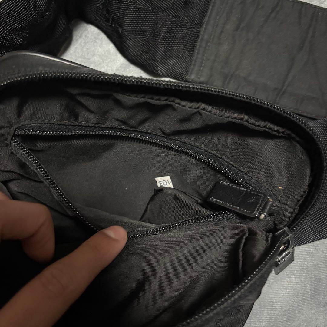 バッグ 00s PRADA waist bag