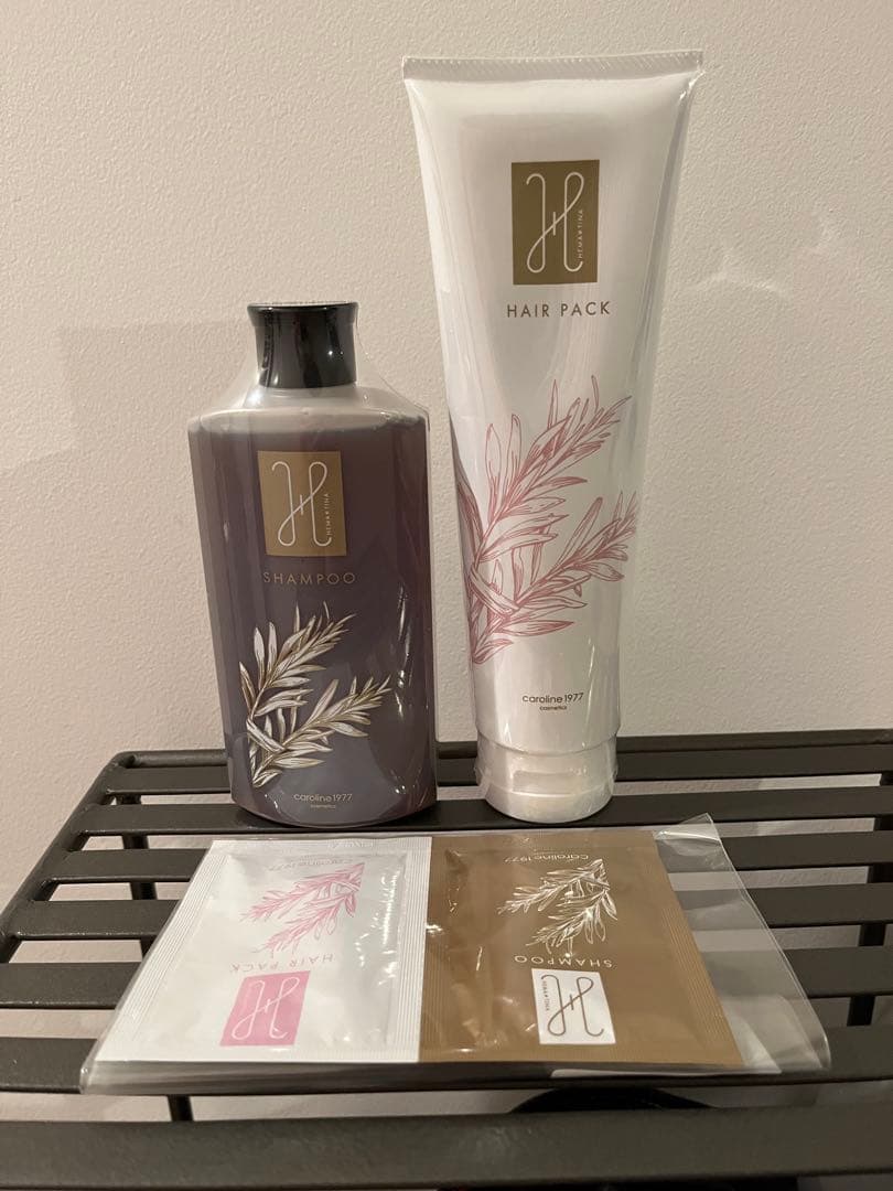新品未使用【キャロリーヌ】ヘマチナシャンプー & ヘアパック パウチ2セット付き