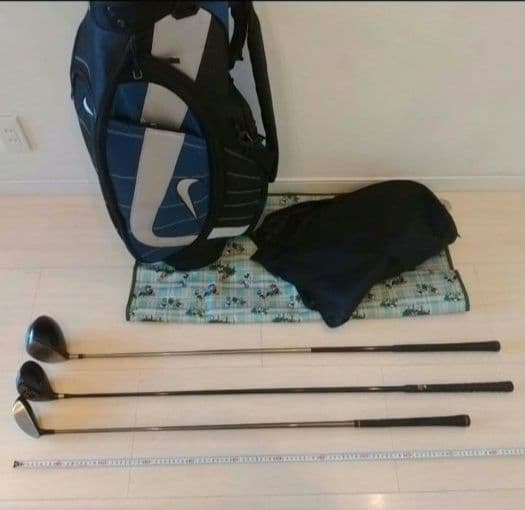 ナイキ　Nike キャディバッグ　ウィルソン　ゴルフクラブ 13本付　セット