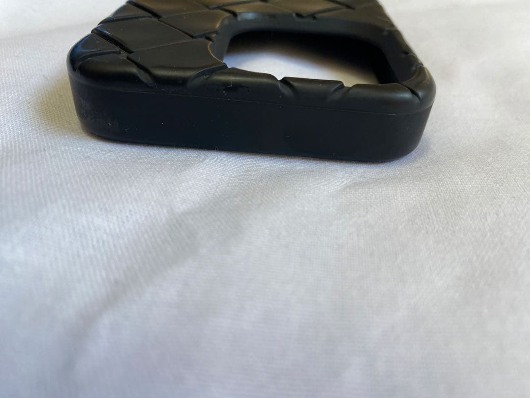 BOTTEGAVENETA iPhoneケース１５proブラック