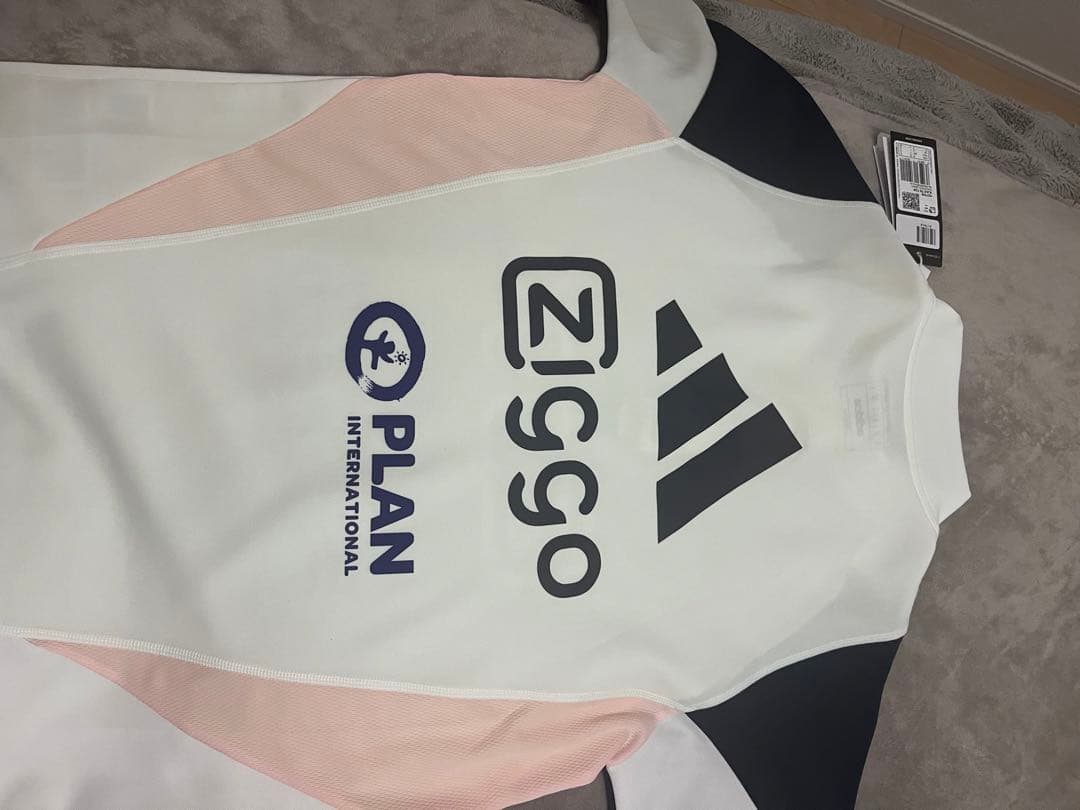 サッカーウェア　トレーニング