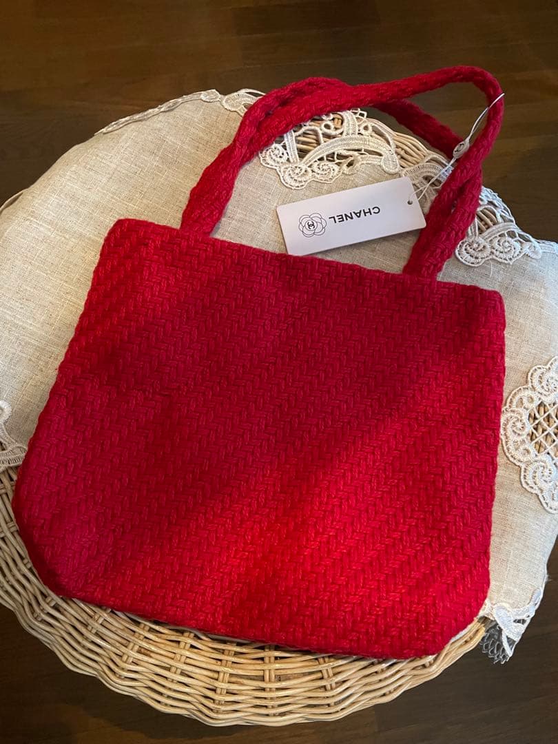 ま*ち様 新品未使用品✨CHANEL ビッグココマーク レッド ノベルティ