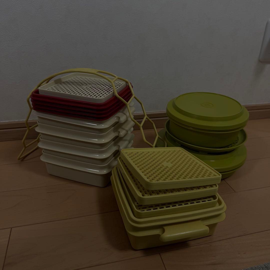 最終値下げ】Tupperware タッパーウエア 保存容器 セット - メルカリ