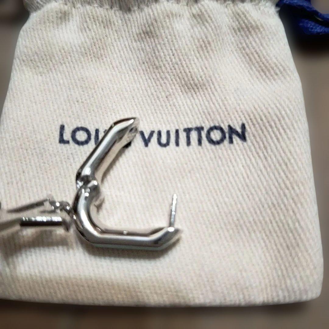 新品Louis Vuitton ブックル ドレイユ・パラダイス チェーン ピアス