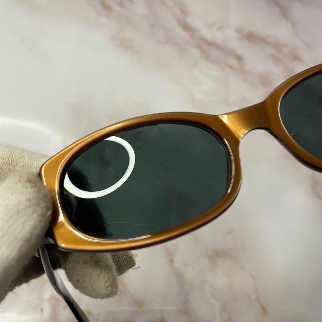 GUCCI グッチ オーバル Y2K メタル ロゴ レトロ サングラス