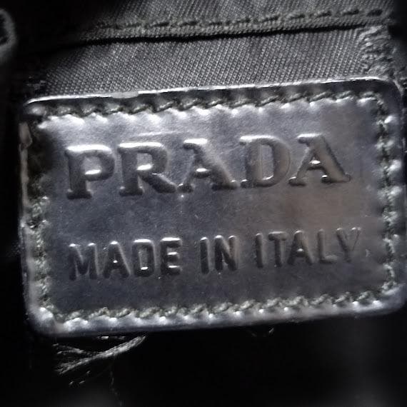 PRADA プラダ テスート 巾着ポーチ 黒/ブラック 1