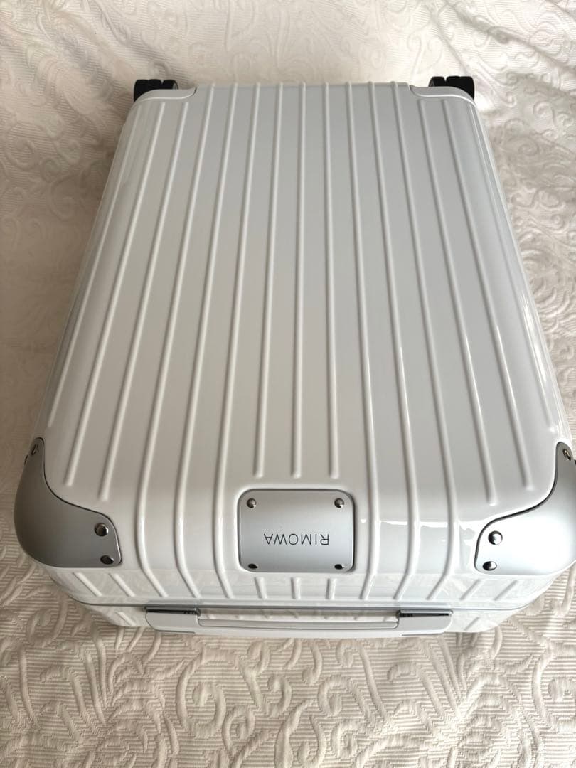 新品未使用　RIMOWA(リモワ) HYBRID キャビン　グロスホワイト