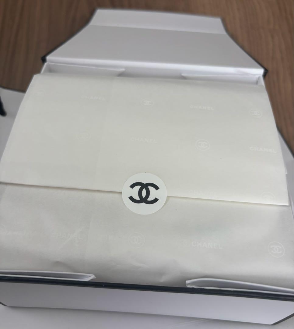 シャネル　 ココマドモアゼル　オードゥ パルファム アンタンス パース 香水