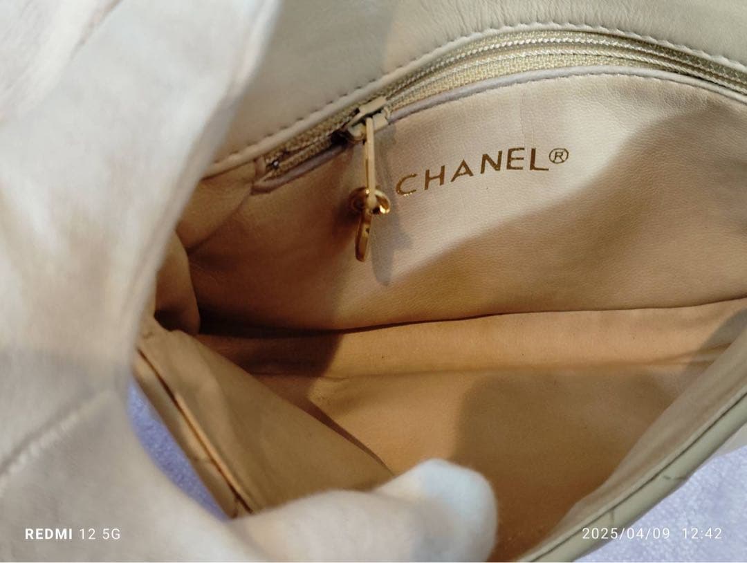 極美品 CHANEL マトラッセ ボディバッグ ココマーク ラムスキン GD金具