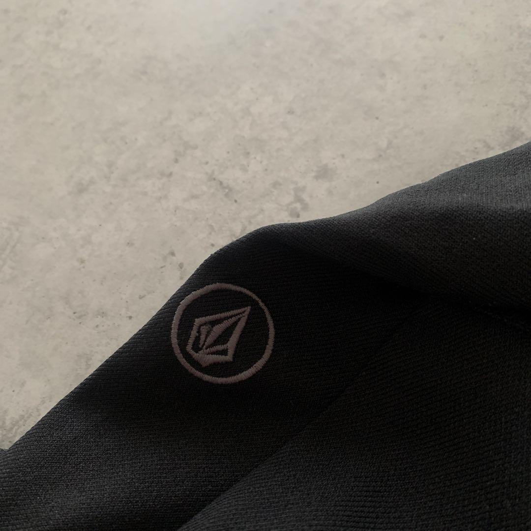 未使用級✨VOLCOM スノーボードウェア　パンツ　ブラック