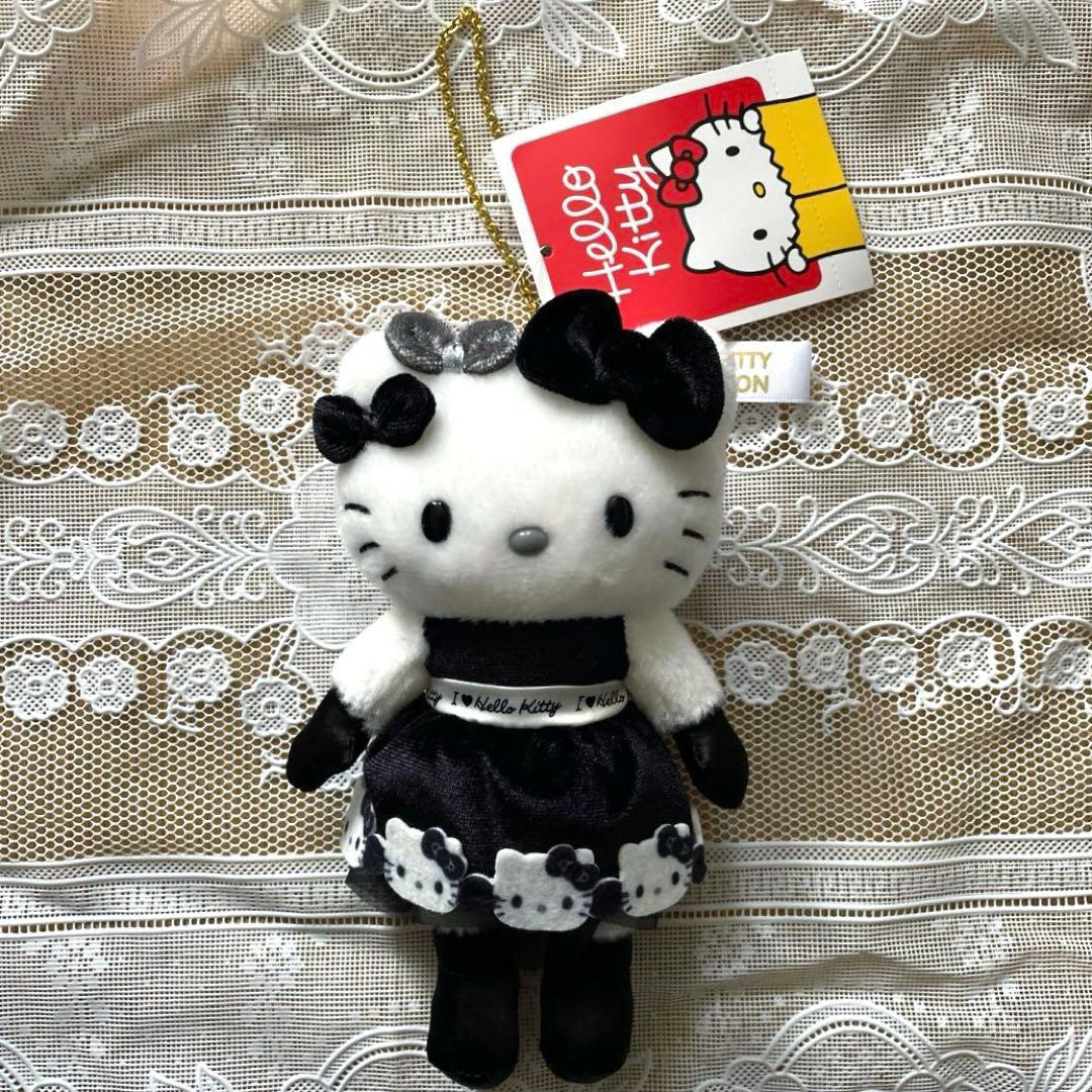 新品 Hello Kitty展限定 ハローキティ モノトーンドレス キーホルダー